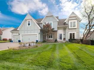 1925 High Dr, Liberty, MO 64068