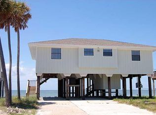 2250 Sandpiper St, Dauphin Island, AL 36528