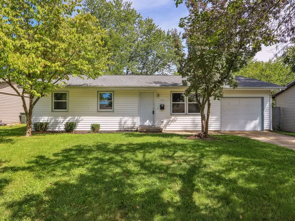 1006 Austin Dr, Urbana, IL 61802