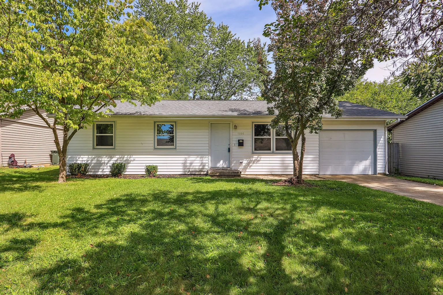 1006 Austin Dr photo 1
