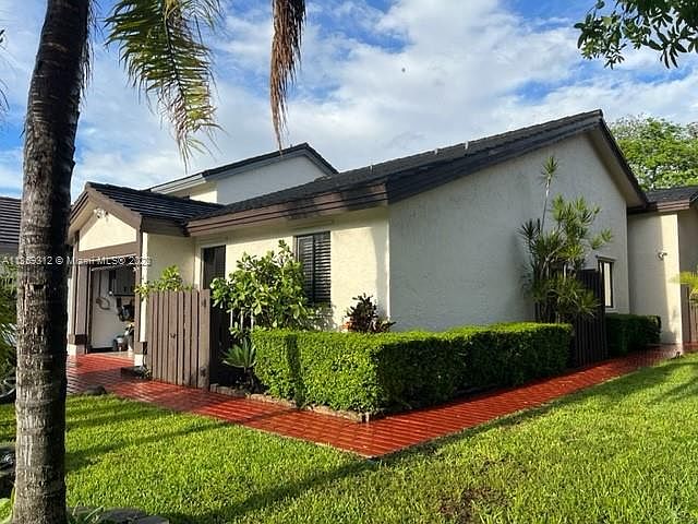 1st image of 9517 SW 148th Avenue Cir E