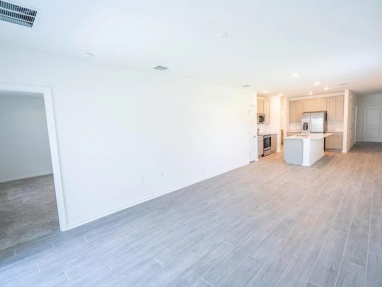 720 Trotters Dr — Photo 5