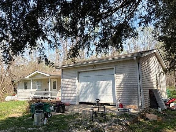 2nd image of 7657 Ault Rd