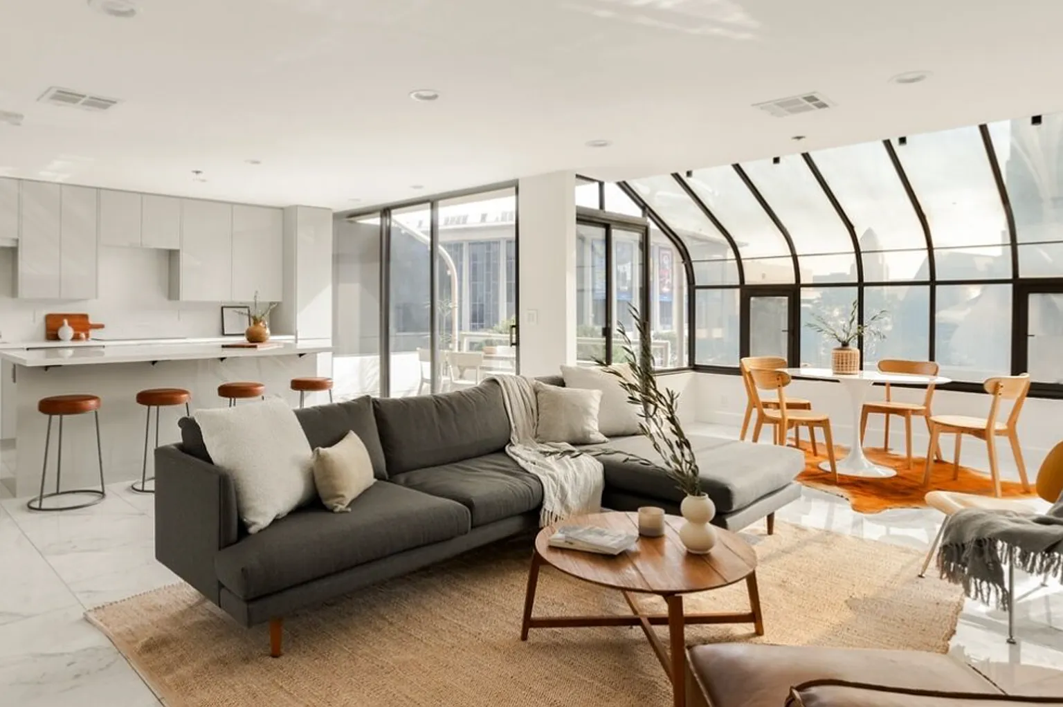 Stunning Remodeled Condo with Iconic Disney Concert Hall Views in the Heart of Downtown LA! — Photo 1