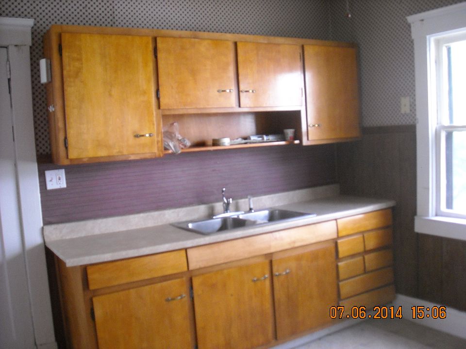 2nd image of 4126 E 64th St