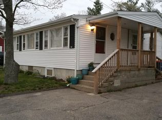 118 Bartlett Rd, Plymouth, MA 02360