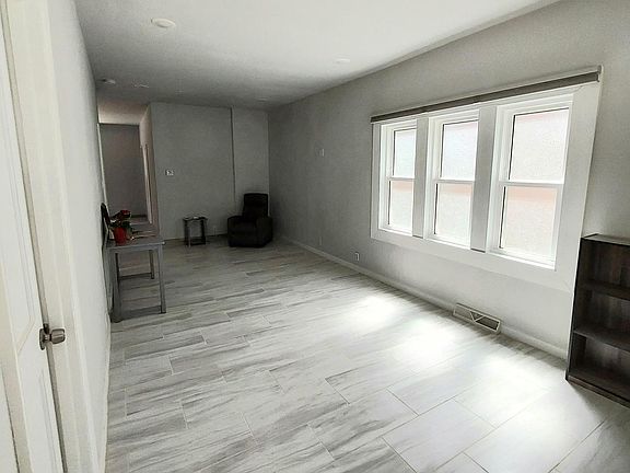 4th image of 2334 S 19th STREET