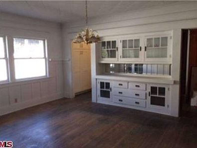 2nd image of 112 N Wilton Pl