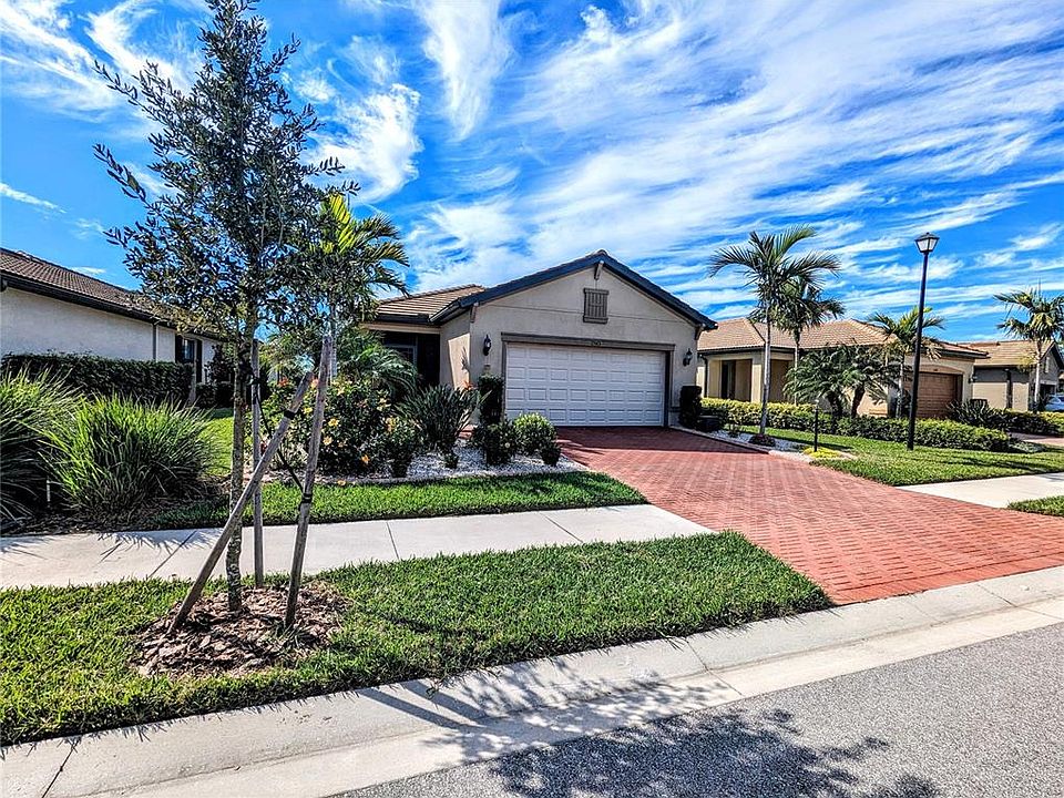 1st image of 2565 Daisy Dr