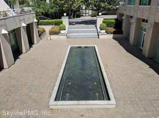 240 Lombard St APT 330, San Francisco, CA 94111