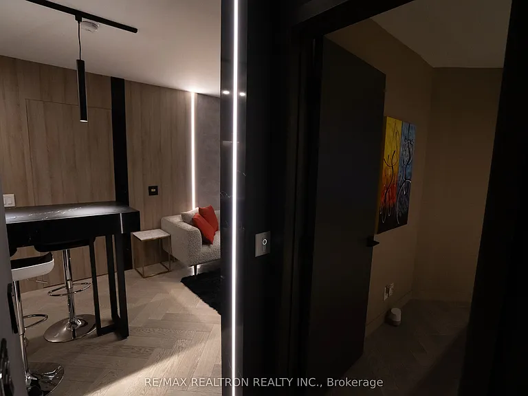 373 Front St W #2307 — Photo 14