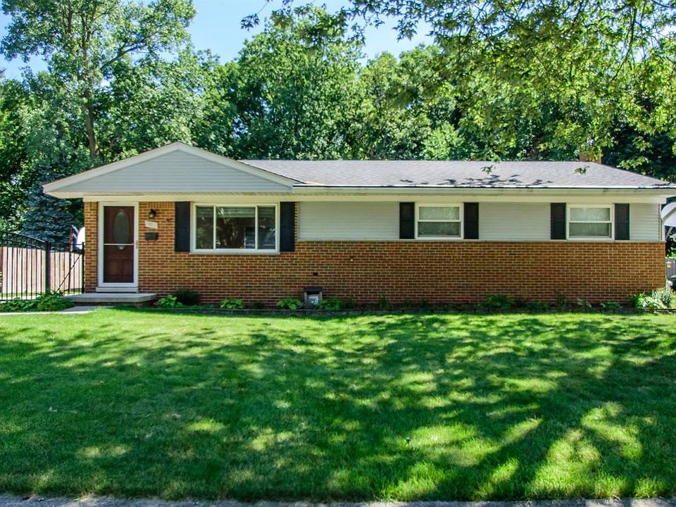 1st image of 956 Watson Dr
