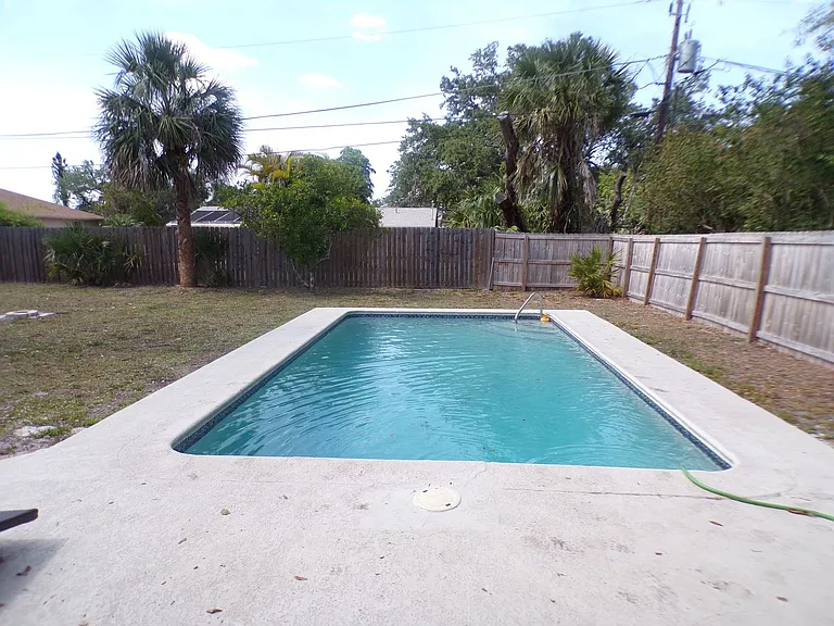 1148 Salina Ave — Photo 21