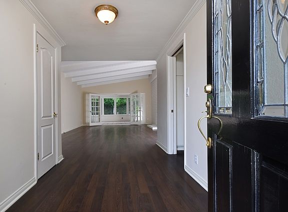 4th image of 4551 Deseret Dr
