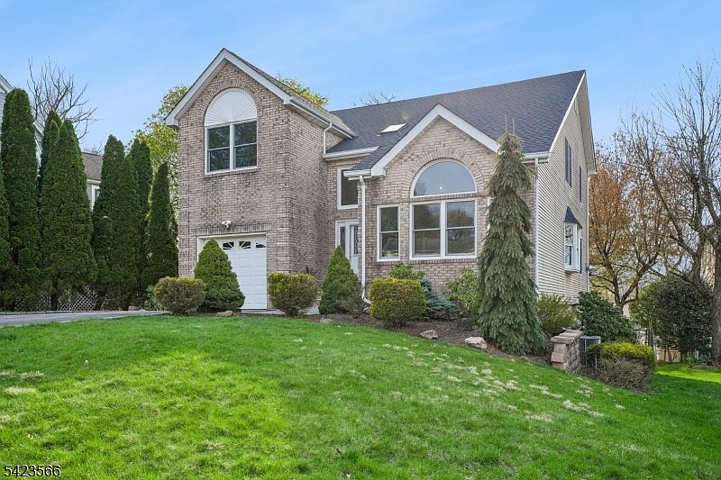 1st image of 78 Elmwood Rd