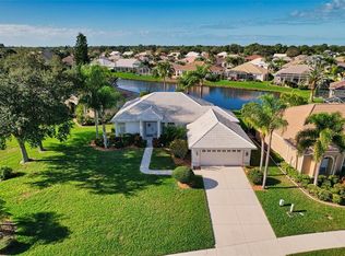 454 Fairway Isles Dr, Venice, FL 34285