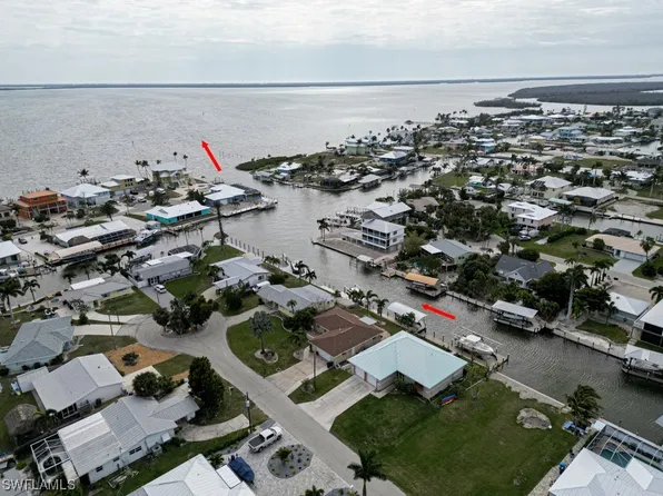 2235 Banana St, Saint James City, FL 33956