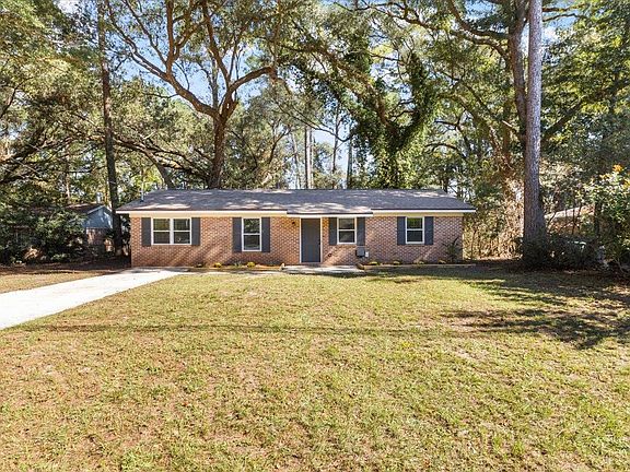 2nd image of 4557 Autumn Woods Way