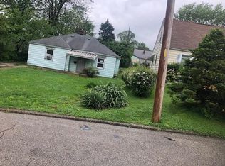 563 S 23rd Pl, Decatur, IL 62521