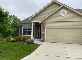 5165 Suson View Ct, Saint Louis, MO 63128