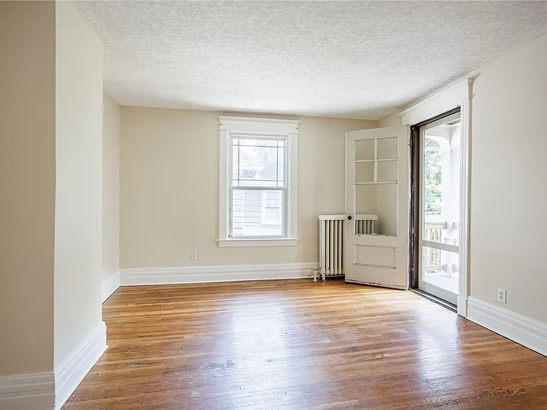 326 Barrington St #2 — Photo 22