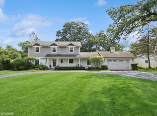 717 Brierhill Rd, Deerfield, IL 60015