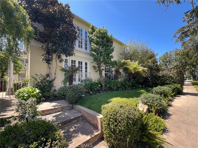 842 12th St #1, Santa Monica, CA, 90403