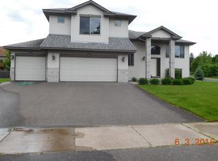 12627 Mentzer Trl, Lindstrom, MN 55045