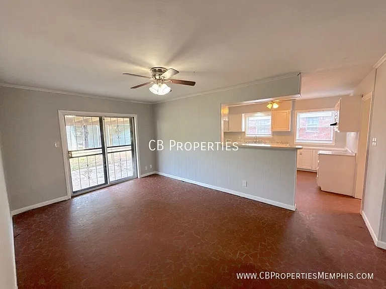 1871 Cornelia Ln — Photo 9