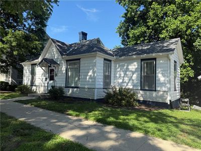 610 N 5th St, Atchison, KS, 66002