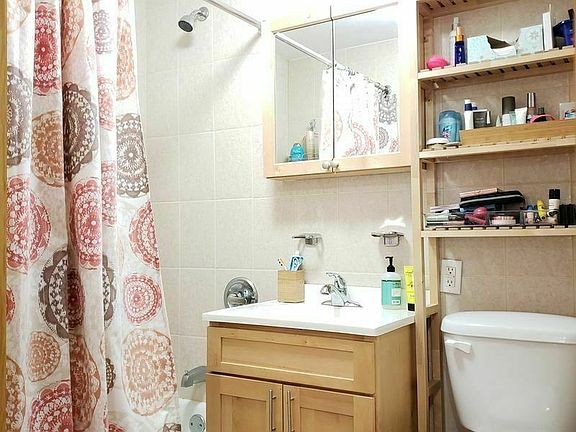 5th image of 26-28 30th St #1F
