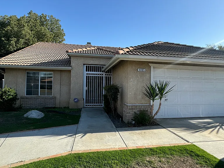4005 Asino Ave — Photo 1