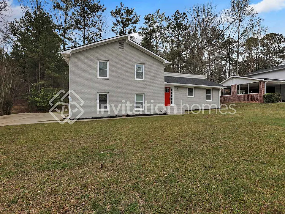 2647 Peyton Woods Trl SW