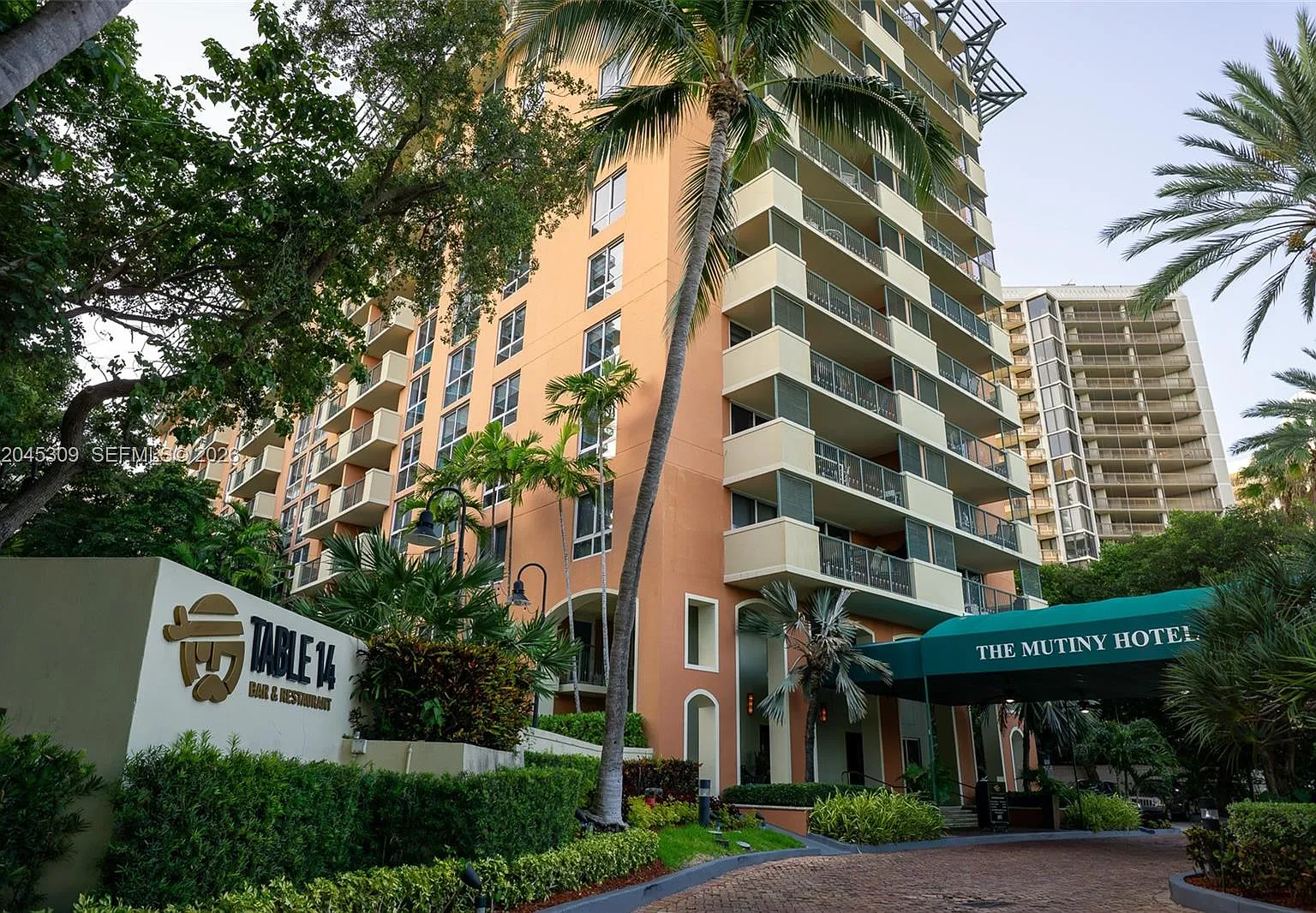 The Mutiny Condo — Photo 1