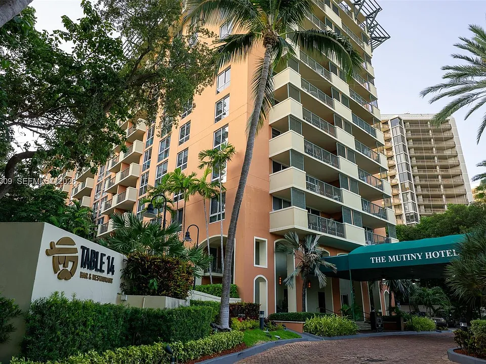 2951 S Bayshore Dr #716