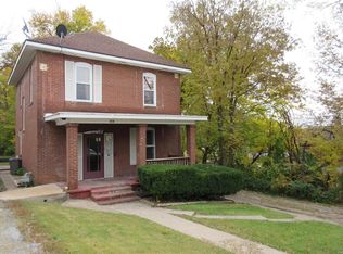 314 N Section St, Hannibal, MO 63401