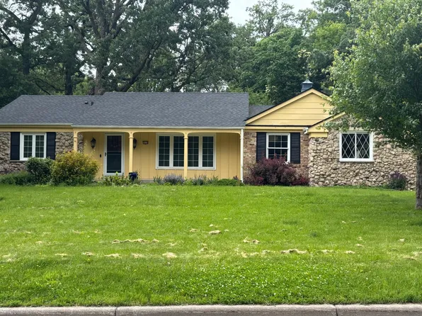 5979 Stoneybrook Dr, Minnetonka, MN 55345