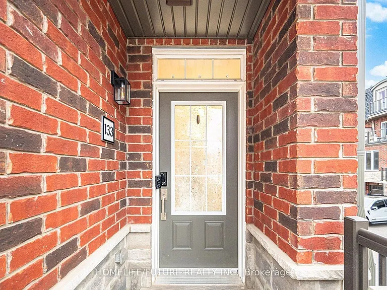 445 Ontario St S #133 — Photo 4