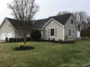 16 Admirals Ct, Cape May, NJ 08204