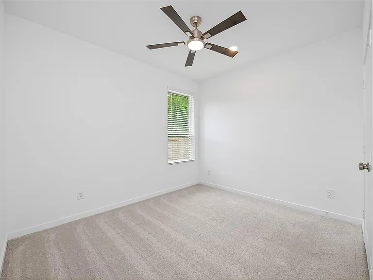 13071 Pine Trace St — Photo 21