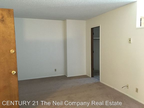 2nd image of 1819 NE Commercial Ave APT 202