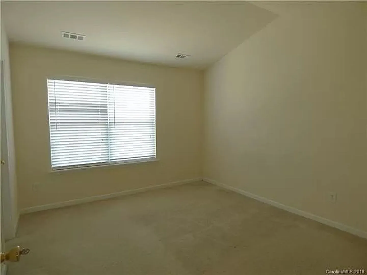 Room in 3 Bedroom Townhome at Derryrush Ave — Photo 4