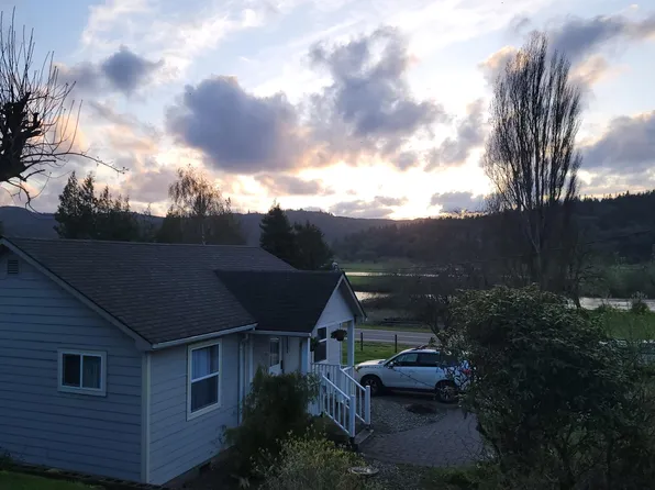 91444 State Ln, Coquille, OR 97423