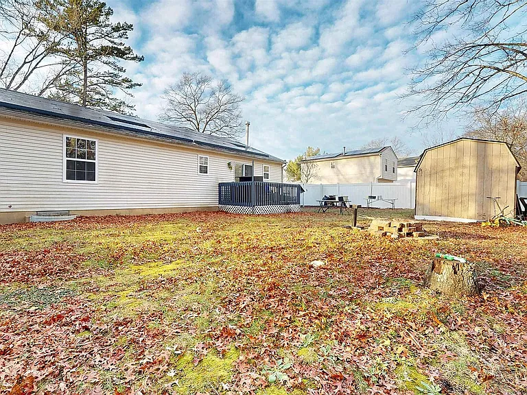 450 Redwood Ave — Photo 39