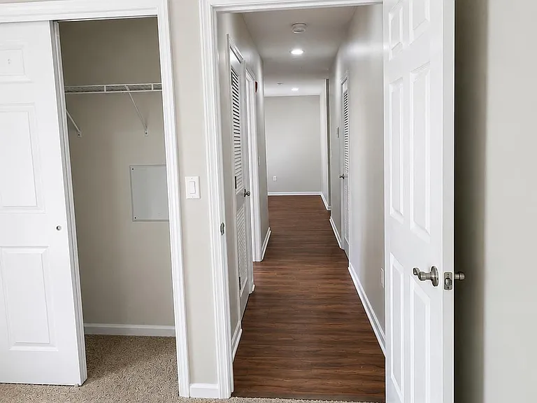 368 Rector St #309 — Photo 27