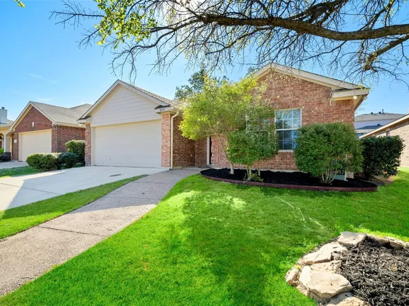 8513 Prairie Dawn Dr, Fort Worth, TX 76131