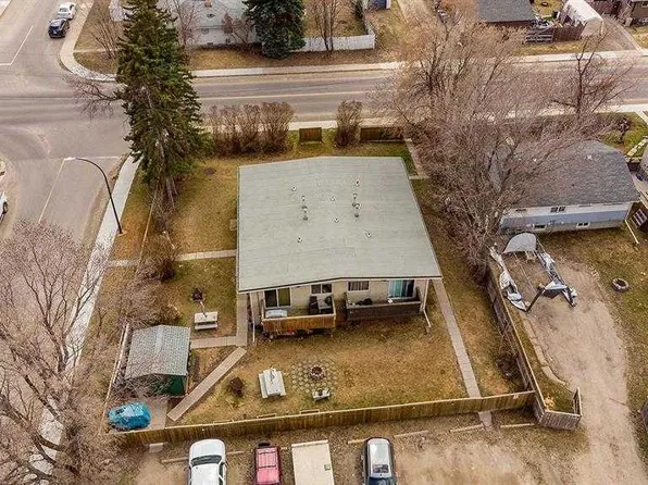 5906 60th St, Red Deer, AB T4N 2P8