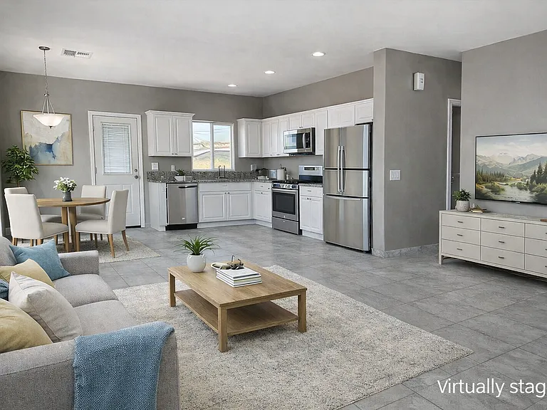 328 E Lester St #2 — Photo 12