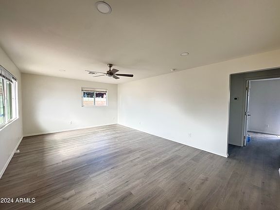 4th image of 2724 W HIGHLAND Avenue