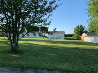 11265 Oak Forest Ln, Lebanon, IL 62254